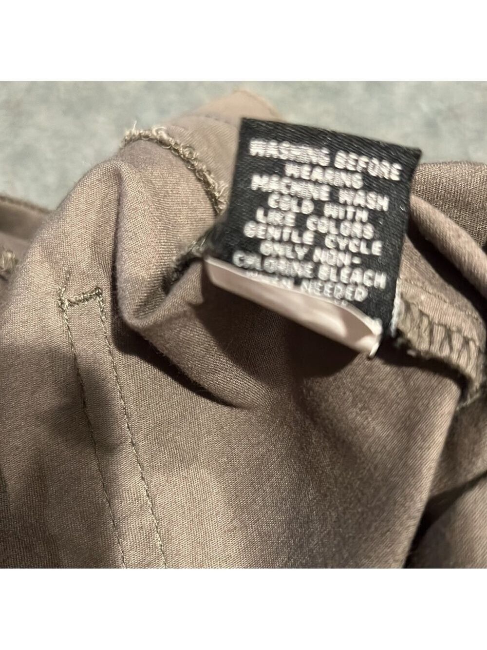 Violets & ROSES Olive Green Cropped Ankle Pants size 16 - Picture 11 of 11